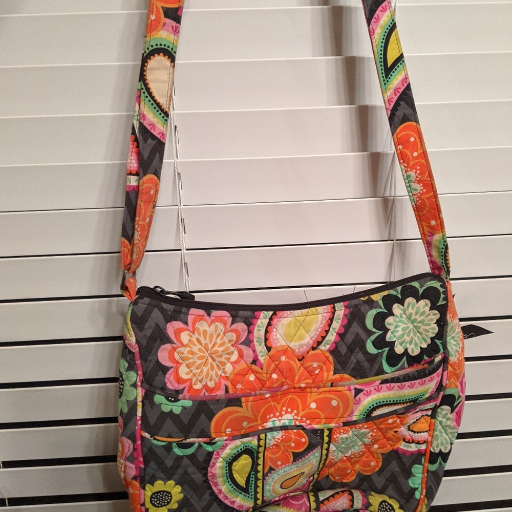 Very Bradley Cross body purse